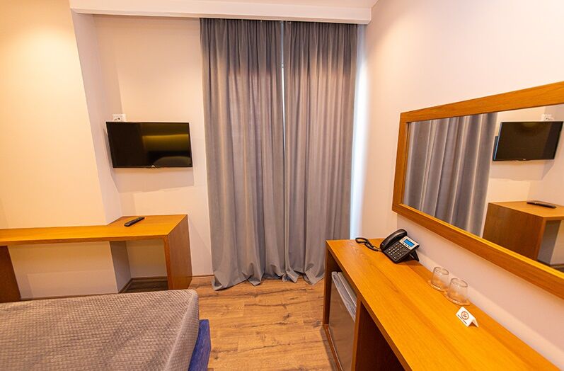 Light Hotel Yzberishti Zewnętrze zdjęcie