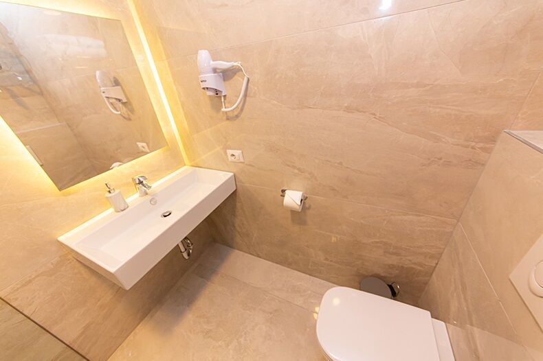 Light Hotel Yzberishti Zewnętrze zdjęcie