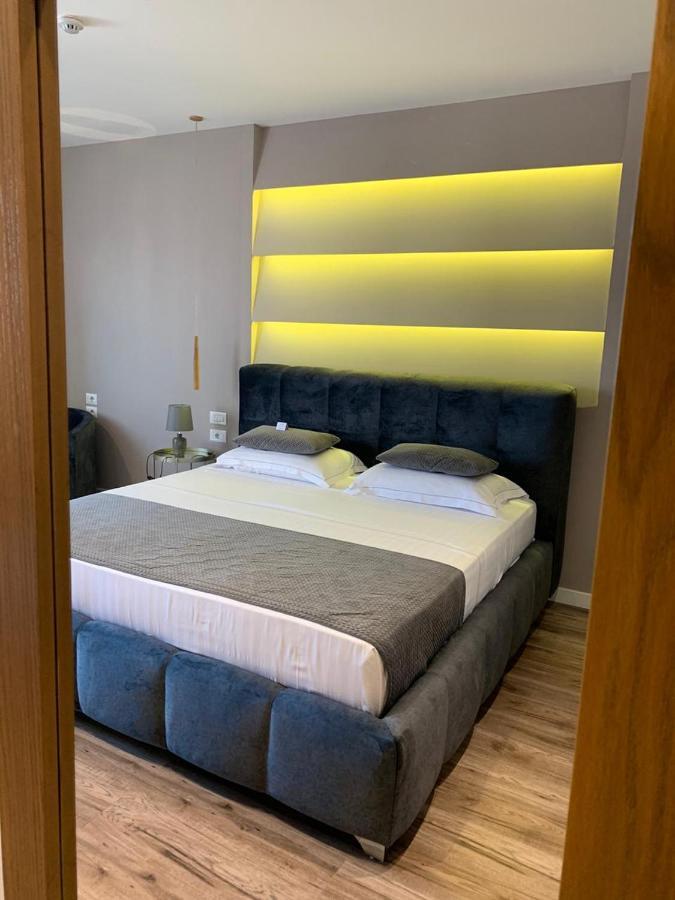 Light Hotel Yzberishti Zewnętrze zdjęcie